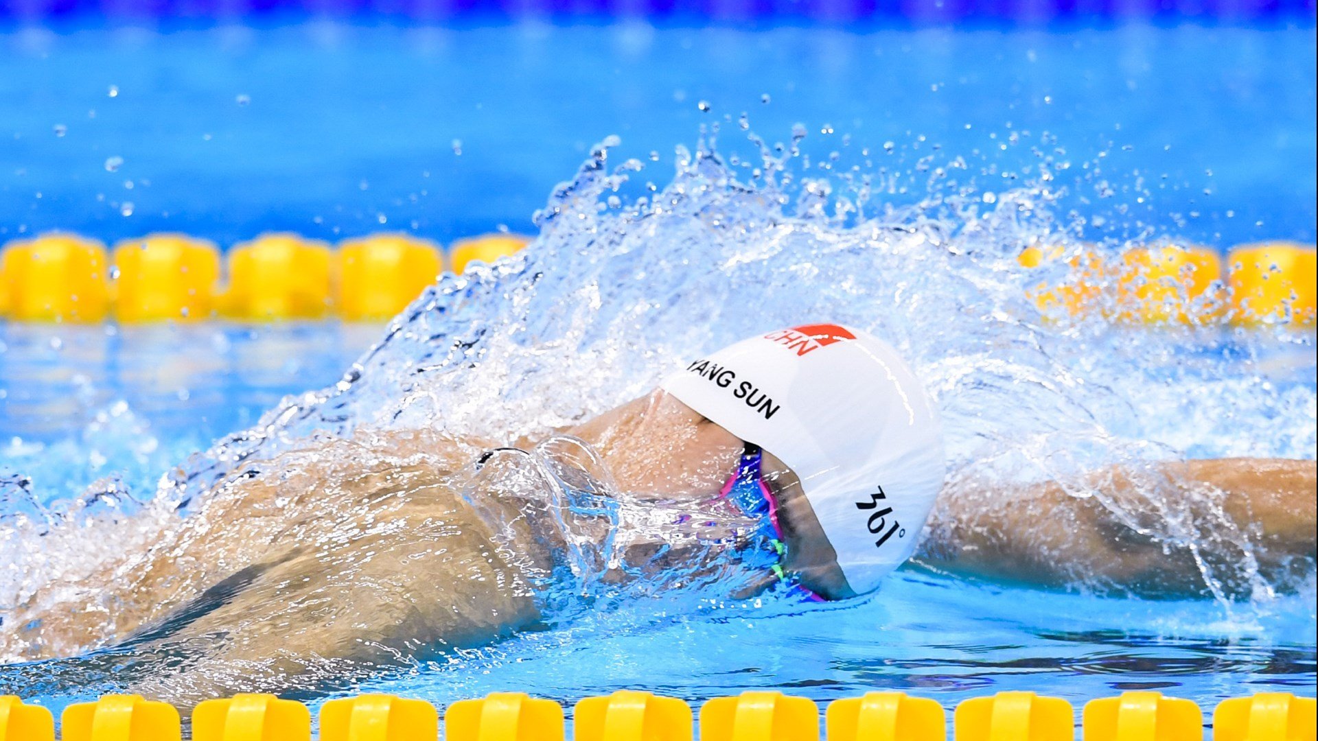 开云APP-冷门还是必然？楚阿梅尼如何用智慧撕碎喀麦隆的野性