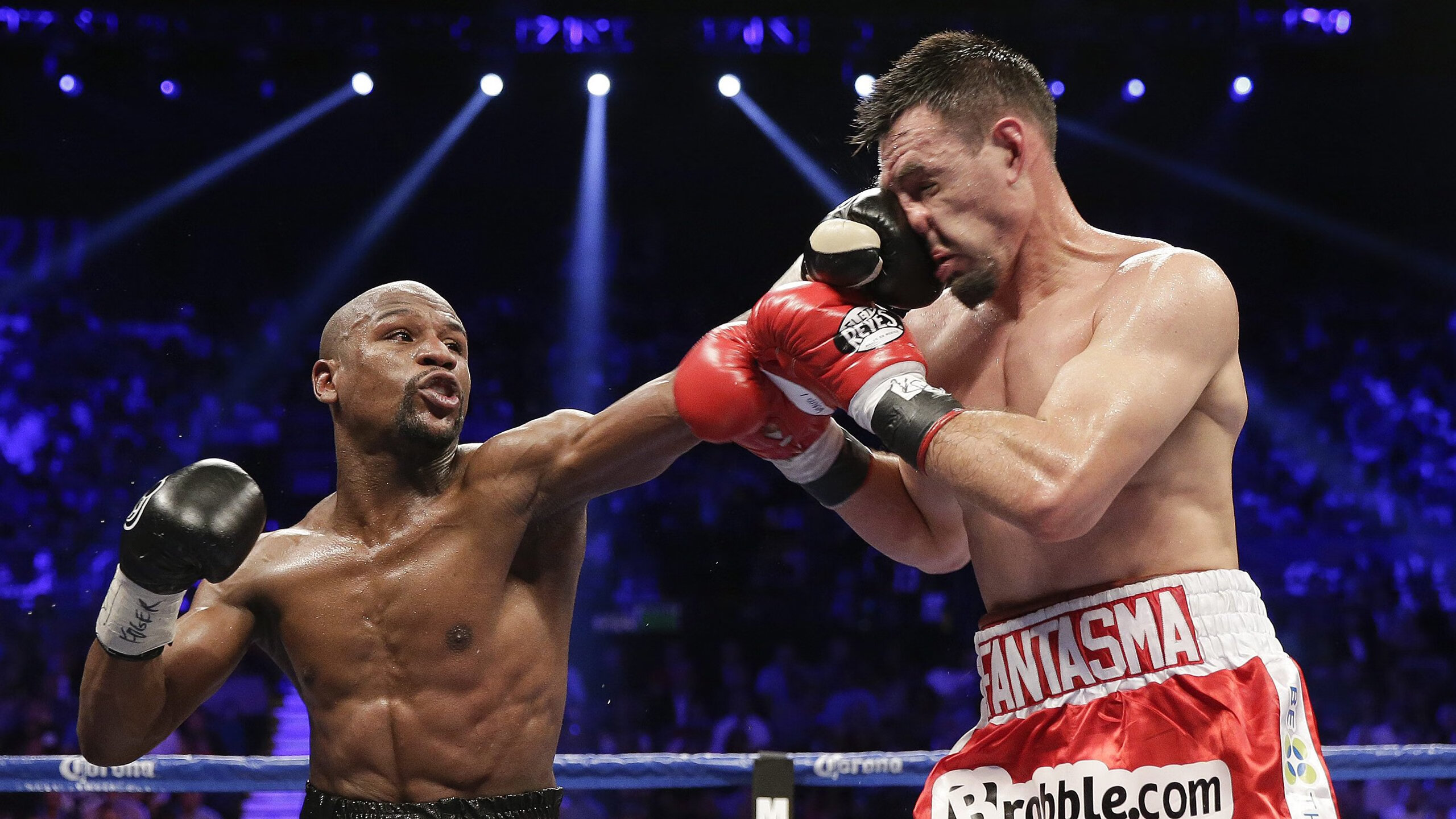 开云官网-恩比德一球封神诠释MVP价值，上海男篮横扫展现中国篮球新锐力量